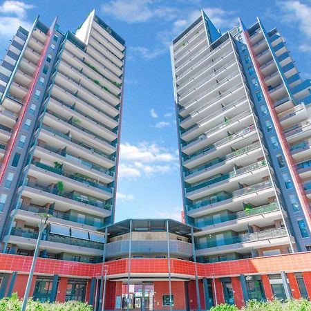 Cos54 - Exclusive Apartment With Garden In Милан Экстерьер фото